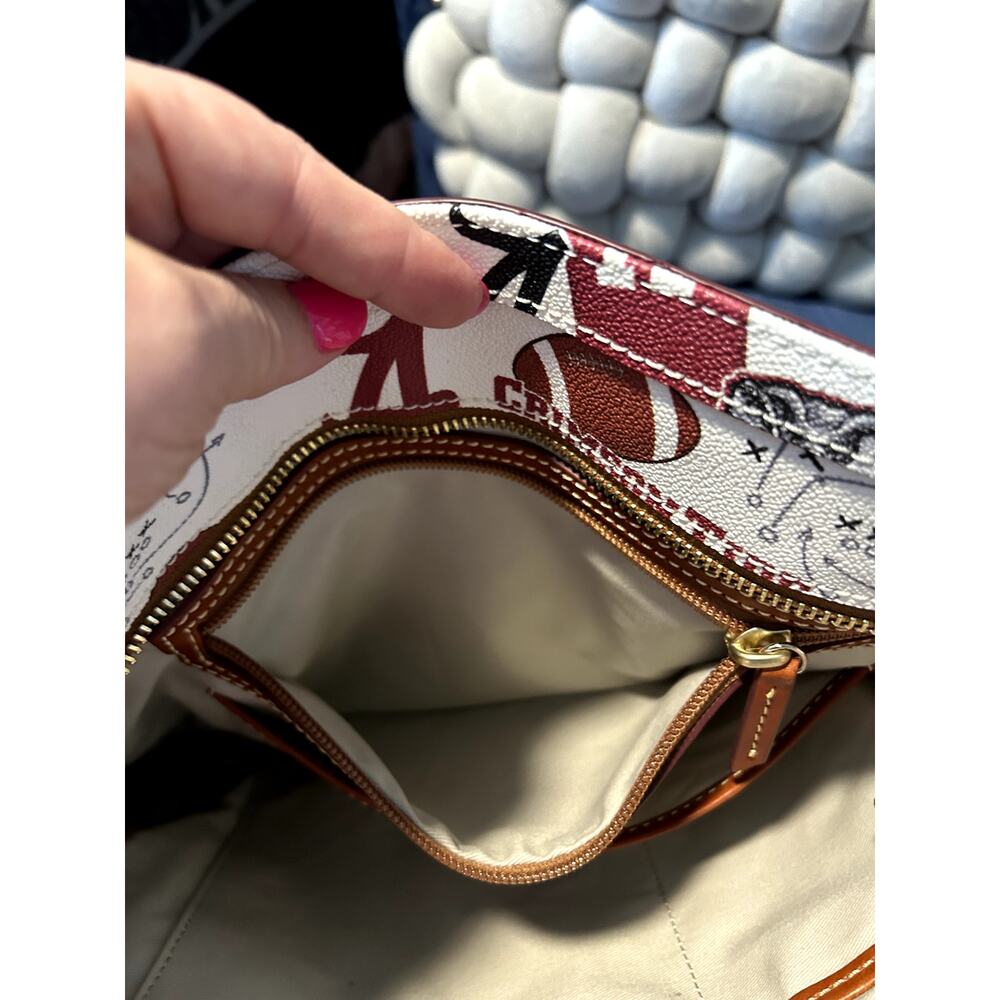 Dooney and Bourke Alabama Crimson Tide Collegiate Tote NWOT - Picture 5 of 9